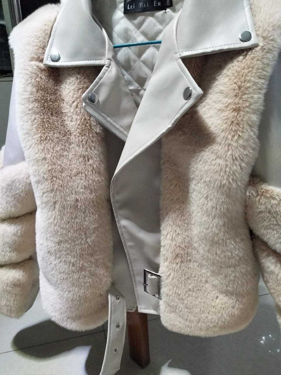 FAUX FUR JACKET - ANDRIZKA