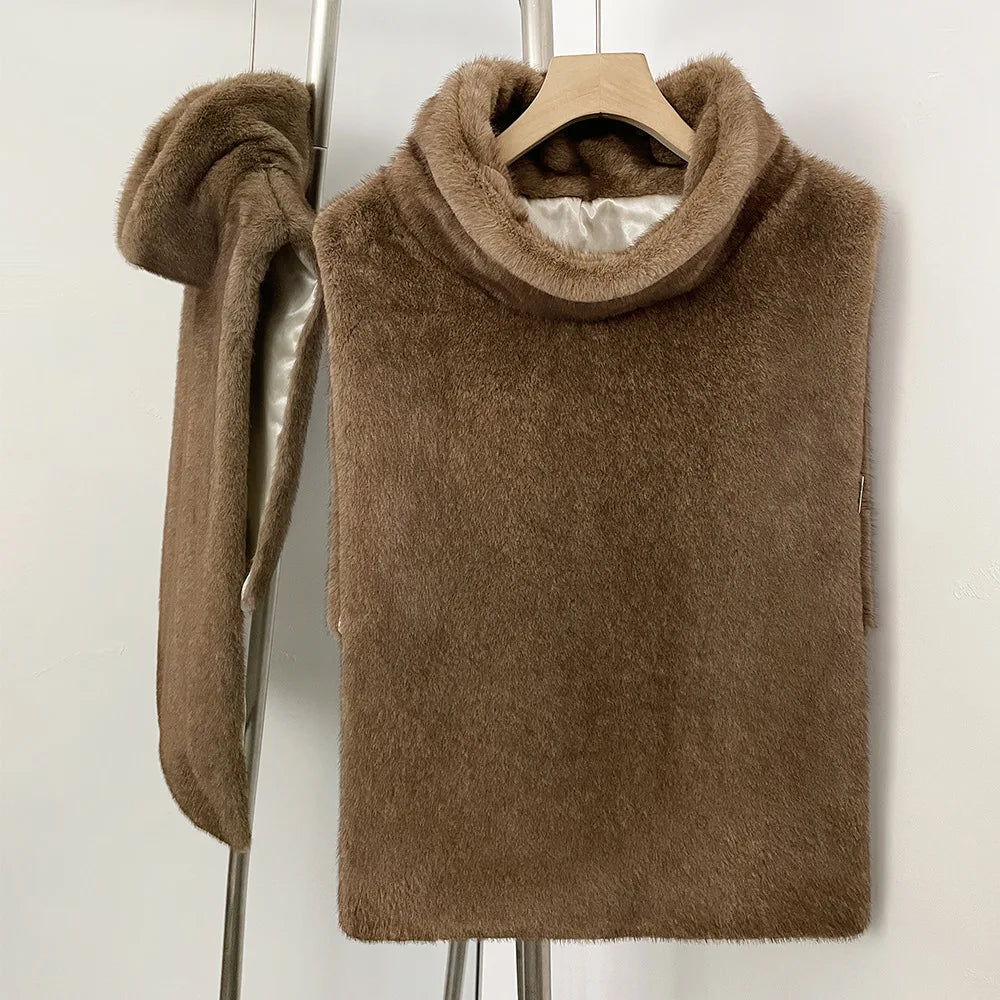 Faux fur bodywarmer met colkraag en riem