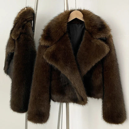 Faux fur jas met oversized kraag